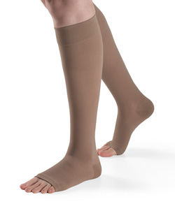 Meia Sigvaris 3/4 Unissex Basic Sem Ponteira - 20-30 mmHg (972 AAD)